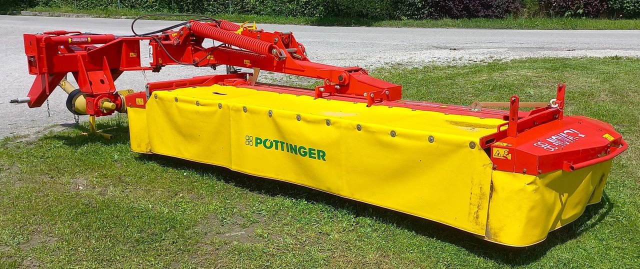 Pöttinger NOVA CAT 305 H - Mower: picture 2 Pöttinger NOVA CAT 305 H - Mower: picture 2