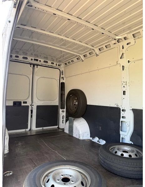 Opel Movano 2.2 diesel lang en hoog met laadklep, motor problemen... - Panel van: picture 5 Opel Movano 2.2 diesel lang en hoog met laadklep, motor problemen... - Panel van: picture 5