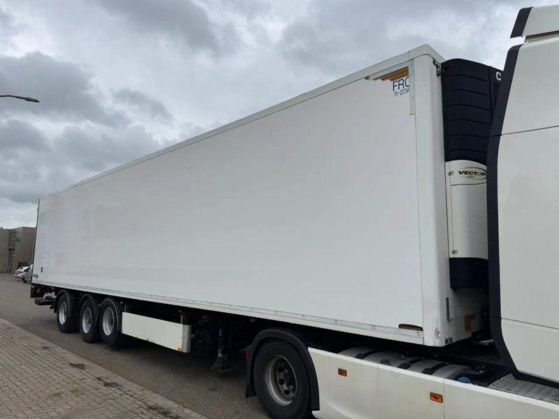 Pacton koelvriesoplegger 3 asser met carrier vector koelmachine, stuuras.. - Refrigerator semi-trailer: picture 2 Pacton koelvriesoplegger 3 asser met carrier vector koelmachine, stuuras.. - Refrigerator semi-trailer: picture 2