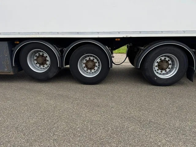 Pacton koelvriesoplegger 3 asser met carrier vector koelmachine, stuuras.. - Refrigerator semi-trailer: picture 5 Pacton koelvriesoplegger 3 asser met carrier vector koelmachine, stuuras.. - Refrigerator semi-trailer: picture 5