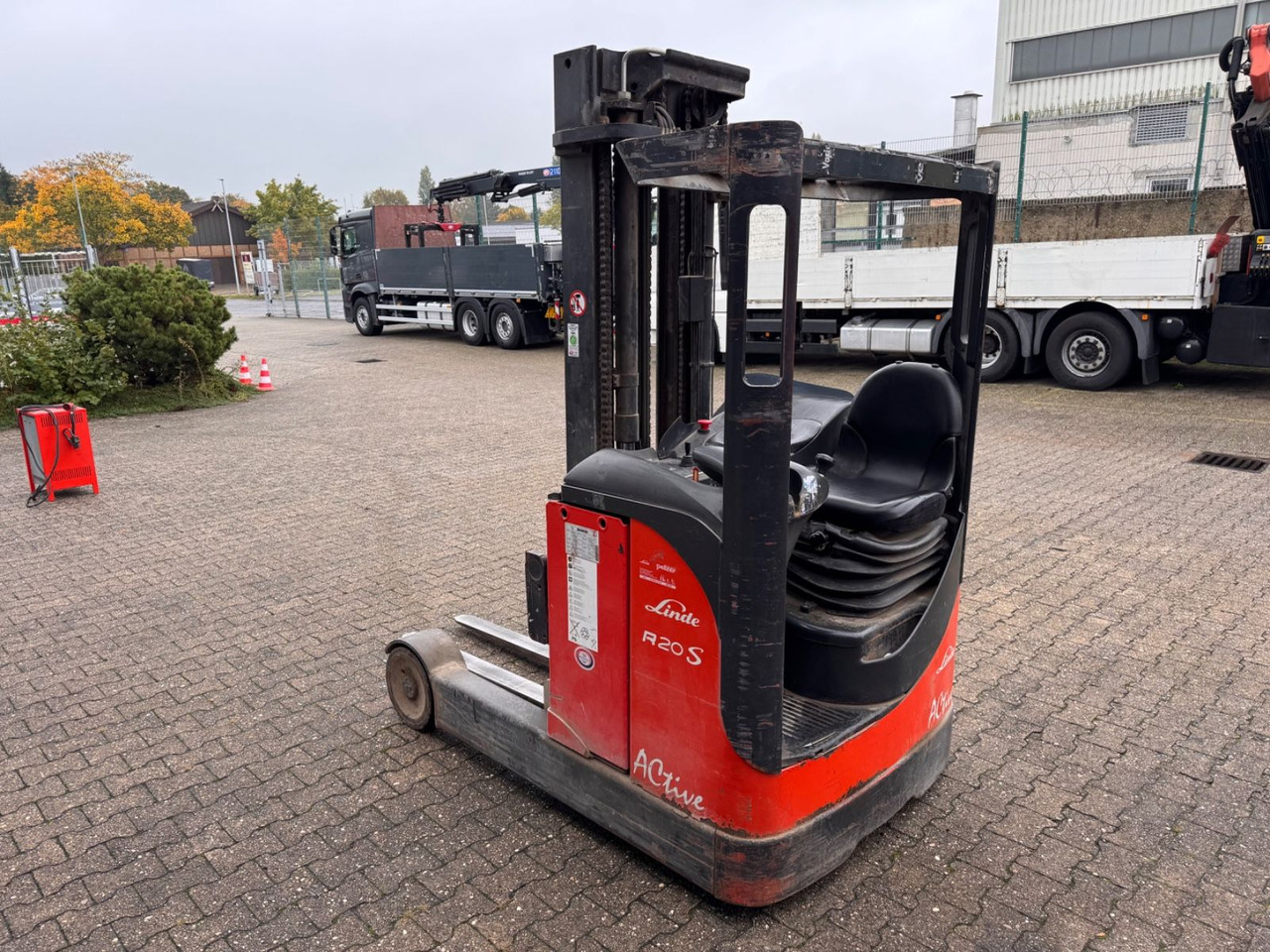 Linde R 20 S Active 5.40 höhe 2t - Reach truck: picture 1 Linde R 20 S Active 5.40 höhe 2t - Reach truck: picture 1