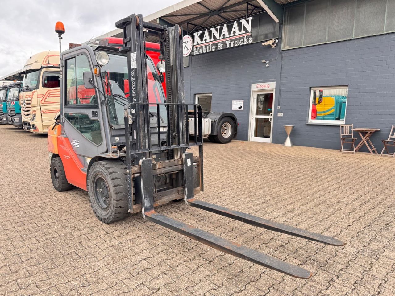 Toyota Tonero 35 Diesel Stapler 3.274h Sideshift - Diesel forklift: picture 2 Toyota Tonero 35 Diesel Stapler 3.274h Sideshift - Diesel forklift: picture 2