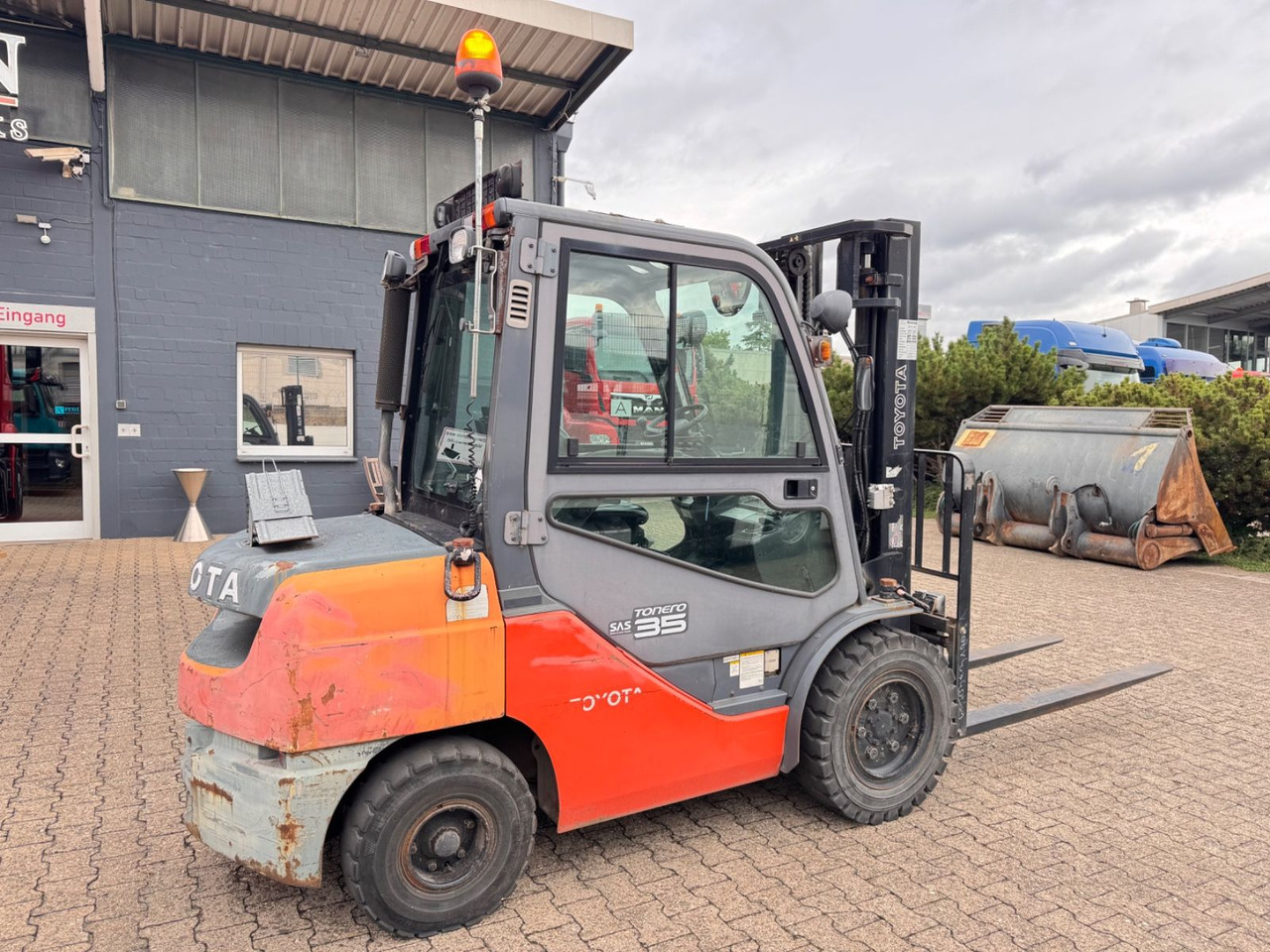 Diesel forklift Toyota Tonero 35 Diesel Stapler 3.274h Sideshift: picture 6 Diesel forklift Toyota Tonero 35 Diesel Stapler 3.274h Sideshift: picture 6