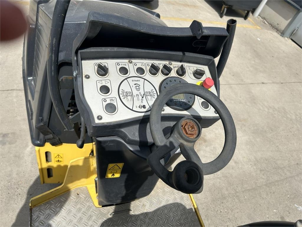 Compactor Bomag BW80AD-5 (4605): picture 6 Compactor Bomag BW80AD-5 (4605): picture 6