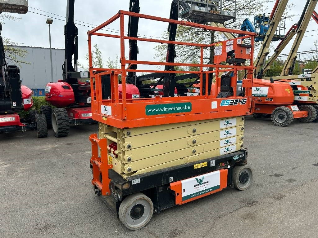 JLG 3246 ES - Scissor lift: picture 2 JLG 3246 ES - Scissor lift: picture 2