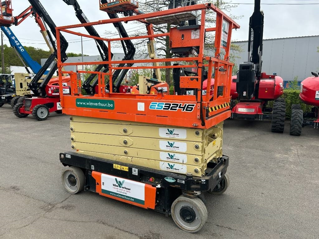 JLG 3246 ES - Scissor lift: picture 3 JLG 3246 ES - Scissor lift: picture 3