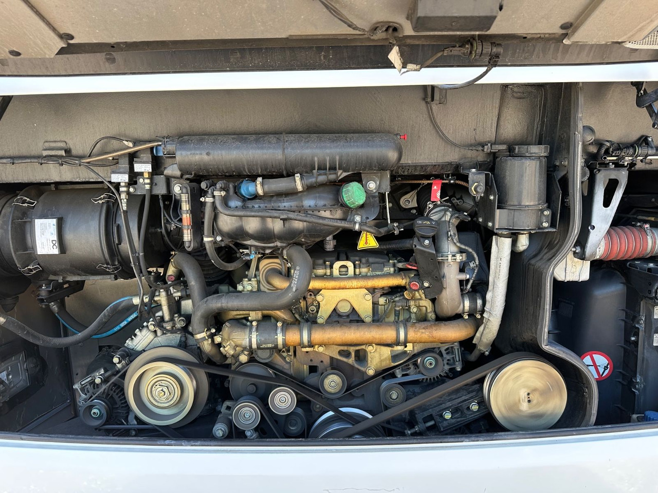 Setra S 415 LE Business (374 tKm*TOP) - City bus: picture 4 Setra S 415 LE Business (374 tKm*TOP) - City bus: picture 4