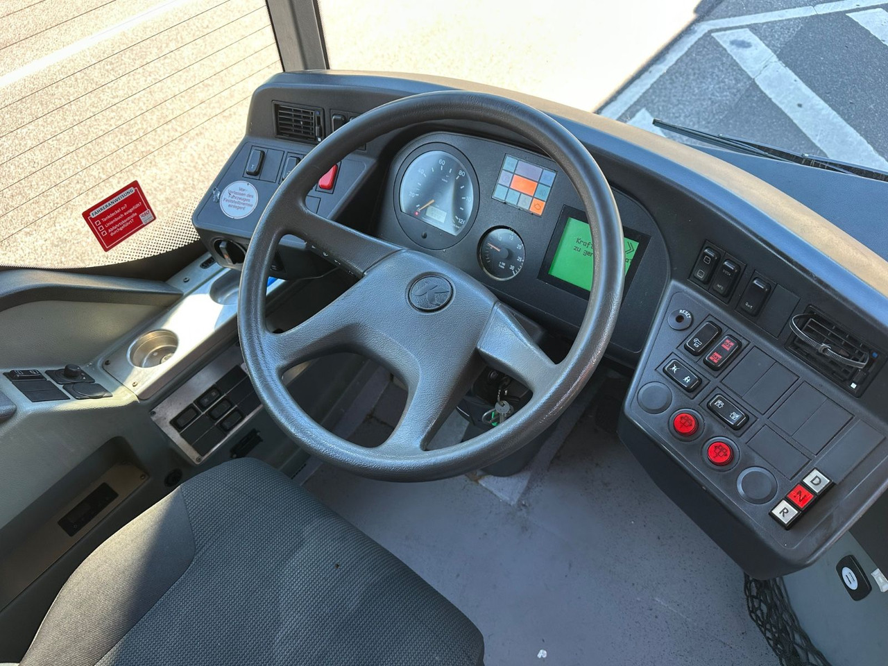 Setra S 415 NF (Klima, EURO 5) on lease Setra S 415 NF (Klima, EURO 5): picture 11